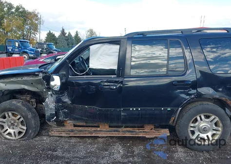 2003 Mercury Mountaineer из США, поврежденный, VIN 4M2DU86W43UJ10704